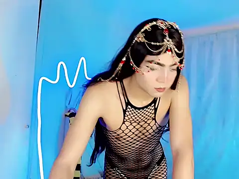 Snapshot of xyaraluv_ chatting on 02/24/26, 08:29 xyaraluv online show from 02/24/26, 08:29