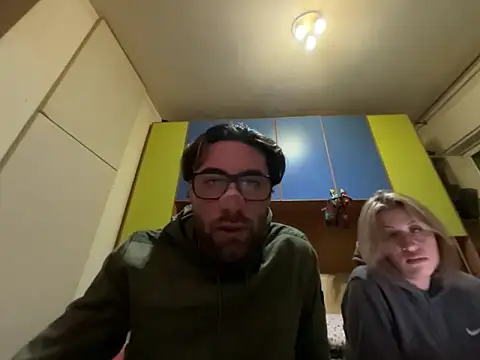 Snapshot of neutro1122 chatting on 02/23/26, 11:24 neutro1122 online show from 02/23/26, 11:24