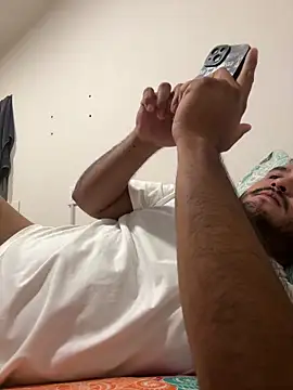 Snapshot of CEESNURO chatting on 03/02/26, 10:38 CEESNURO online show from 03/02/26, 10:38