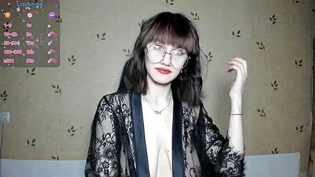 NicoleDaviss online show from 05/28/26, 07:22