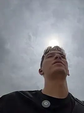 Thiago Jones1 online show from 03/05/26, 04:03