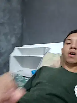 Snapshot of Gustavo063safado chatting on 02/25/26, 01:54 Gustavo063safado online show from 02/25/26, 01:54