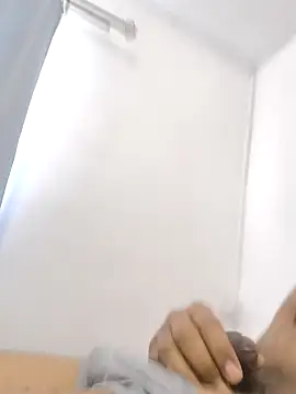 emperator13 online show from 04/10/26, 09:03