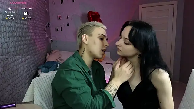 LuxuryLoverss online show from 02/24/26, 11:08