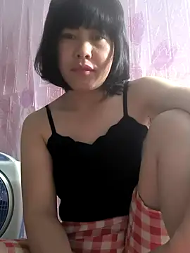 Snapshot of juicy-milu chatting on 05/29/26, 11:14 juicy-milu online show from 05/29/26, 11:14