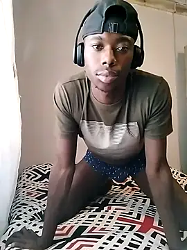 Snapshot of CrazyDickasss chatting on 02/27/26, 12:16 CrazyDickasss online show from 02/27/26, 12:16