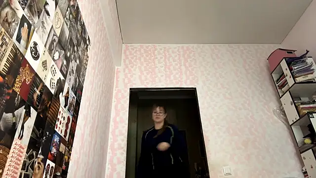 Snapshot of JanineThielman chatting on 06/22/26, 12:57 JanineThielman online show from 06/22/26, 12:57