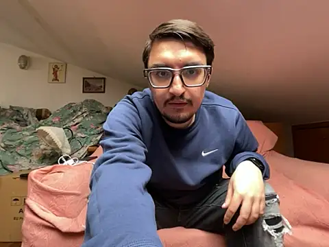 Snapshot of massiyyyy chatting on 03/01/26, 11:12 massiyyyy online show from 03/01/26, 11:12