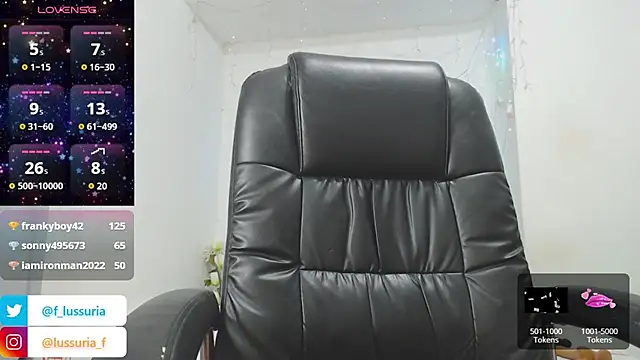Snapshot of FranchescaSexy1 chatting on 03/21/25, 03:33 FranchescaSexy1 online show from 03/21/25, 03:33