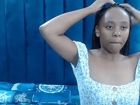 CreamyTea online show from 03/14/26, 05:35