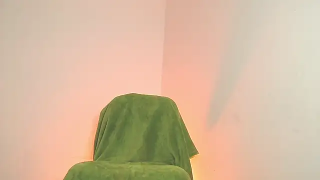 Snapshot of Holysh1t9 chatting on 02/26/26, 08:41 Holysh1t9 online show from 02/26/26, 08:41