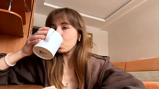 Snapshot of SerenaHawthorne chatting on 03/03/26, 09:48 SerenaHawthorne online show from 03/03/26, 09:48