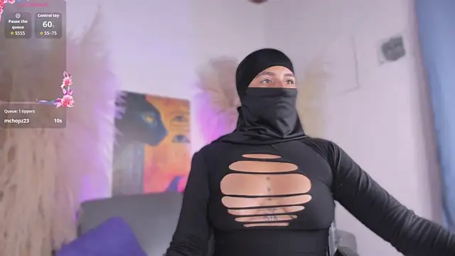 Snapshot of milkk_ chatting on 02/25/26, 10:52 milkk online show from 02/25/26, 10:52