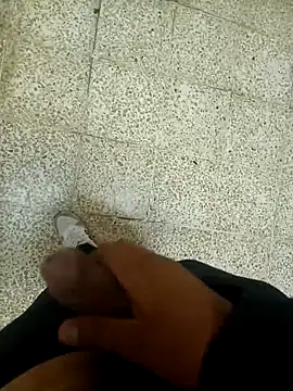 Snapshot of VelascoBr chatting on 03/11/26, 12:27 VelascoBr online show from 03/11/26, 12:27