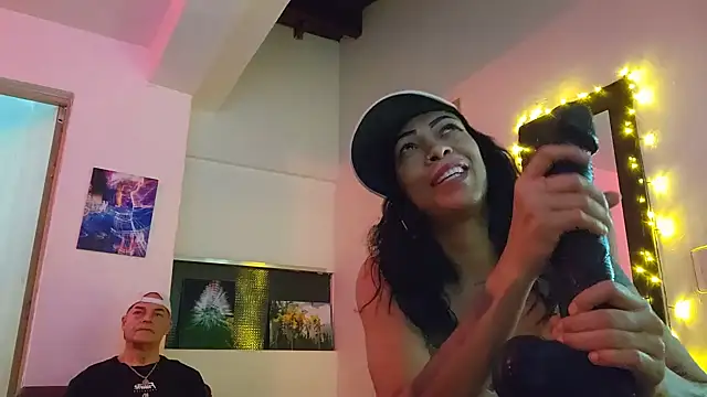 FirexxxDesire69 online show from 05/18/26, 11:43