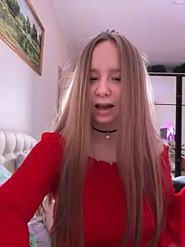 cutefoxieee online show from 04/24/26, 09:39