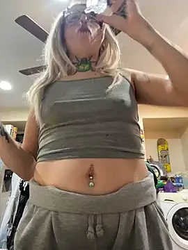 nightmar3doll online show from 04/25/26, 02:03