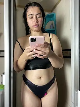 I Valentina online show from 03/10/26, 06:46