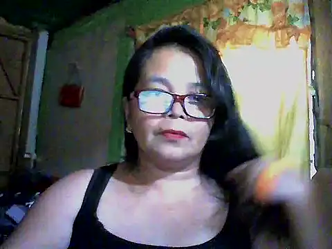 Flowerblossom123 online show from 04/05/26, 08:22