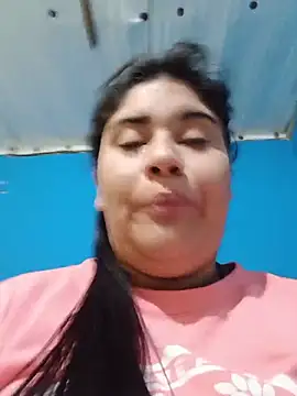 Snapshot of Orianamzn21 chatting on 07/03/26, 09:43 Orianamzn21 online show from 07/03/26, 09:43
