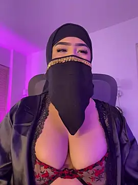 Snapshot of Yasmin_cute chatting on 07/09/26, 02:43 Yasmin cute online show from 07/09/26, 02:43