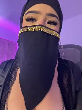 Snapshot of Yasmin_cute chatting on 07/12/26, 03:03 Yasmin cute online show from 07/12/26, 03:03