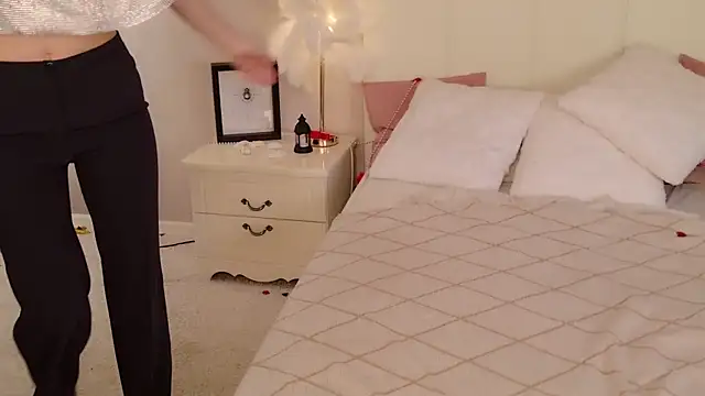 Snapshot of Lunaa_Babygirl chatting on 04/02/26, 02:15 Lunaa Babygirl online show from 04/02/26, 02:15