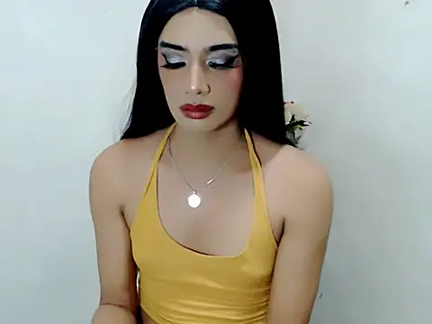 Queeny Cassandra online show from 04/08/26, 06:02