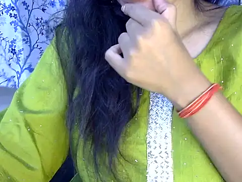 Neha Sharma2 online show from 06/08/26, 01:33