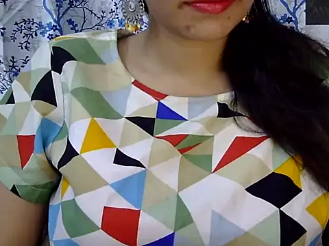 Neha Sharma2 online show from 06/19/26, 01:59