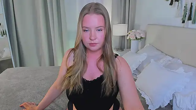 Arya Thomas online show from 04/06/26, 09:49