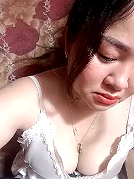 Snapshot of Meo-catwet chatting on 04/19/26, 01:05 Meo-catwet online show from 04/19/26, 01:05