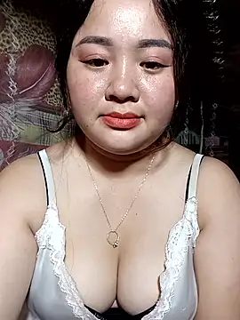 Snapshot of Meo-catwet chatting on 04/30/26, 02:12 Meo-catwet online show from 04/30/26, 02:12