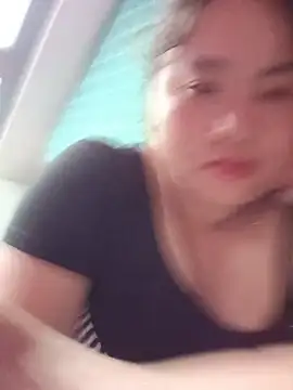 Snapshot of Meo-catwet chatting on 05/18/26, 06:30 Meo-catwet online show from 05/18/26, 06:30