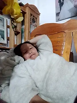 heesuu11 online show from 03/07/26, 01:24