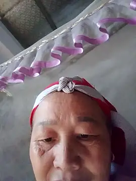 heesuu11 online show from 03/12/26, 04:51