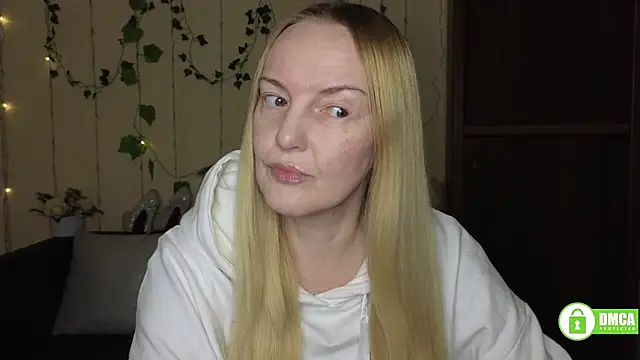 Snapshot of Bella_soulmate chatting on 02/24/26, 06:22 Bella soulmate online show from 02/24/26, 06:22