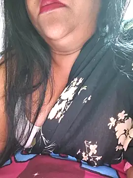 Snapshot of Moonae chatting on 02/24/26, 11:30 Moonae online show from 02/24/26, 11:30