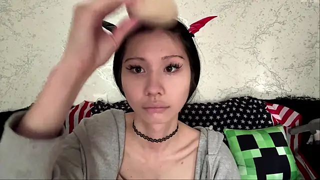 kishagrayone online show from 05/22/26, 12:44
