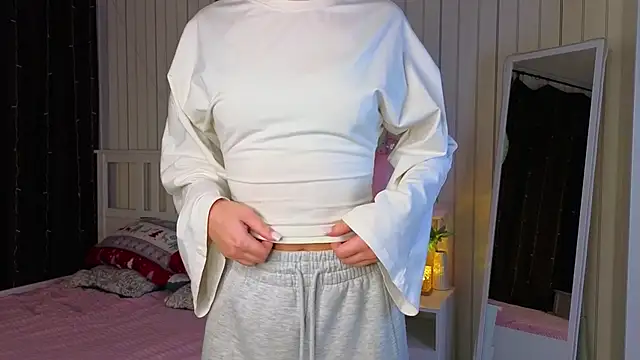 EarthaLevra online show from 04/07/26, 08:42