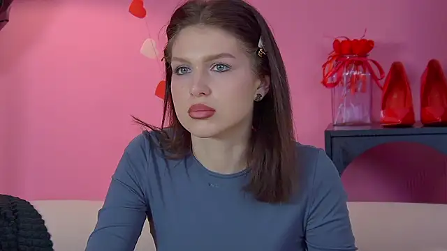 Snapshot of KristiClar chatting on 02/25/26, 06:45 KristiClar online show from 02/25/26, 06:45