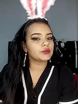 Emily Rouse23 online show from 04/06/26, 01:25