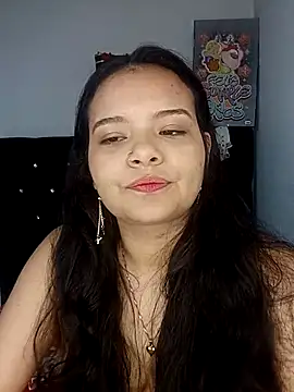 Emily Rouse23 online show from 05/06/26, 03:46