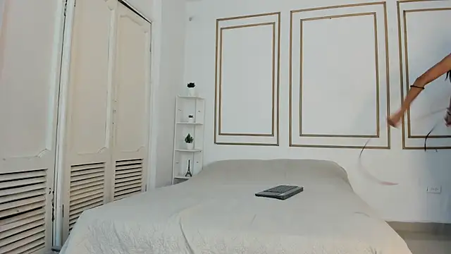 Snapshot of emily_gaviria1 chatting on 02/28/26, 12:06 emily gaviria1 online show from 02/28/26, 12:06