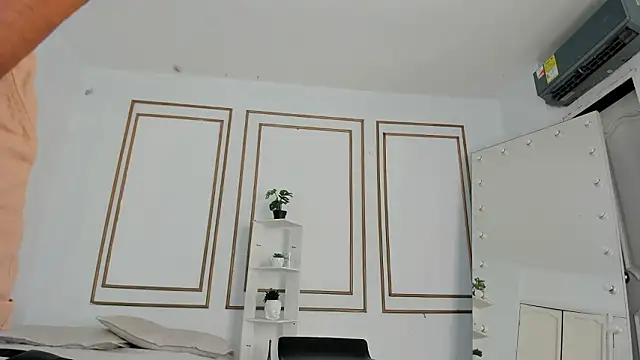 emily gaviria1 online show from 03/15/26, 12:22