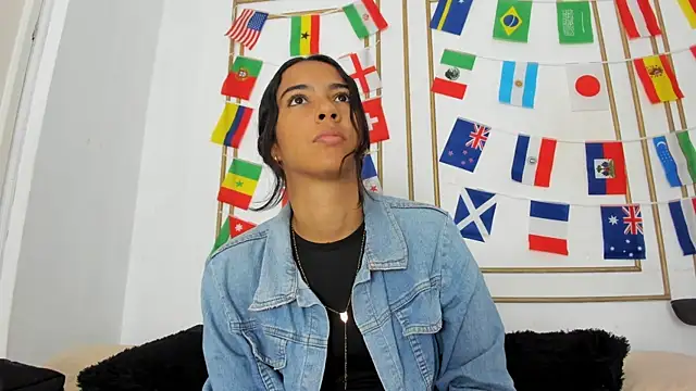emily gaviria1 online show from 07/15/26, 01:49