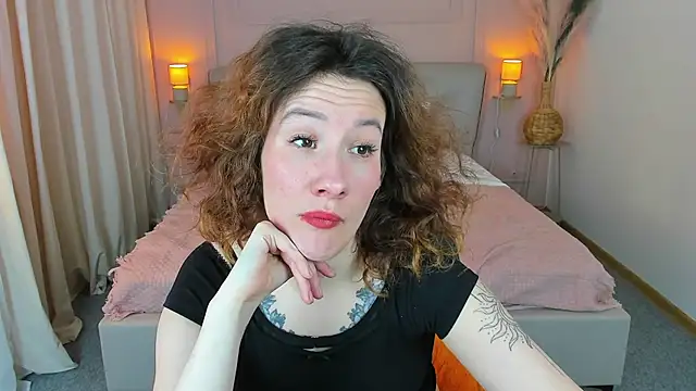 laima a online show from 03/05/26, 02:35