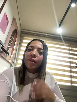 AdaPink  online show from 07/01/26, 08:19