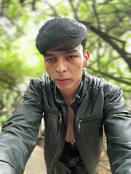 Snapshot of The_Conquer chatting on 03/14/26, 07:30 The Conquer online show from 03/14/26, 07:30