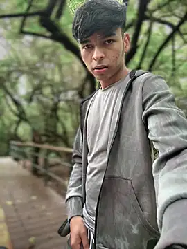 Snapshot of The_Conquer chatting on 03/31/26, 06:52 The Conquer online show from 03/31/26, 06:52